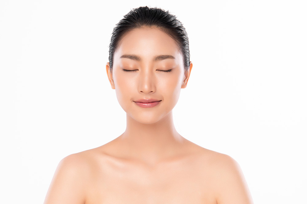 一重みたいな奥二重とは？一重にみえる原因とぱっちり二重にする美容整形を紹介